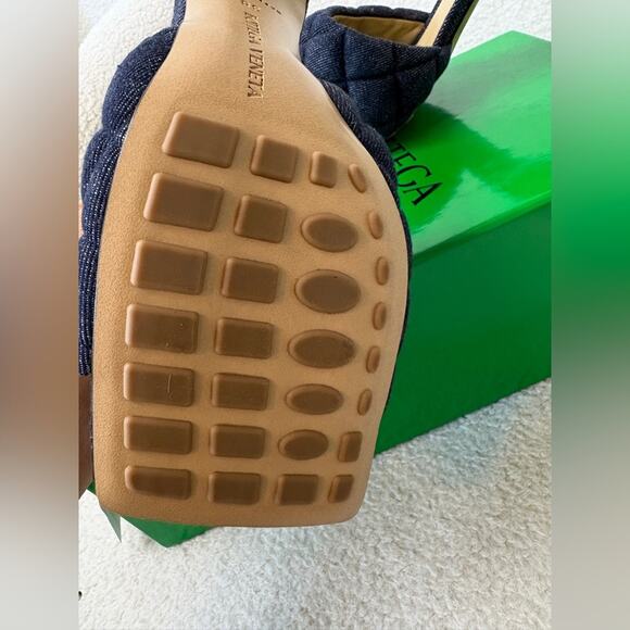 Bottega Veneta Denim Matelasse Padded Mule 40 - Picture 3 of 6